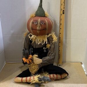 Joe Spencer “Gathered Traditions” Pumpkin Shelf Sitter / Figure
